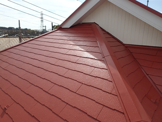 鎌ケ谷市東鎌ケ谷にあるお客様邸でサーモアイSiのクールローマオレンジで屋根の塗装を実施